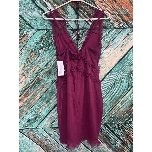 NWT Guess Raspberry Plum Lacy Dress Size Small 💕🌸 - Picture 9 of 16